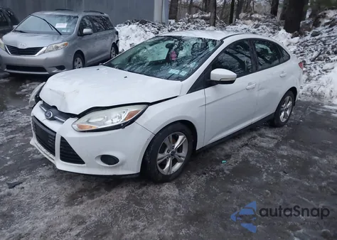 2014 Ford Focus Se z USA, uszkodzony, nr VIN 1FADP3F23EL297526